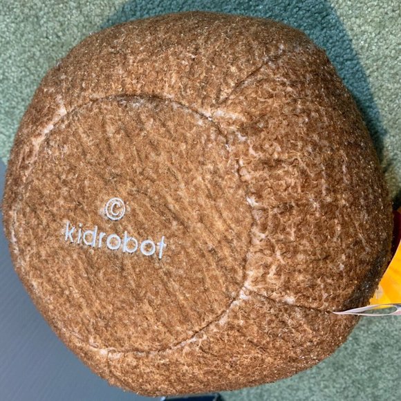 NEW! Happy Hour Camile Piña Colada Interactive 10" Plush Toy Kidrobot With Tag! - Picture 4 of 4